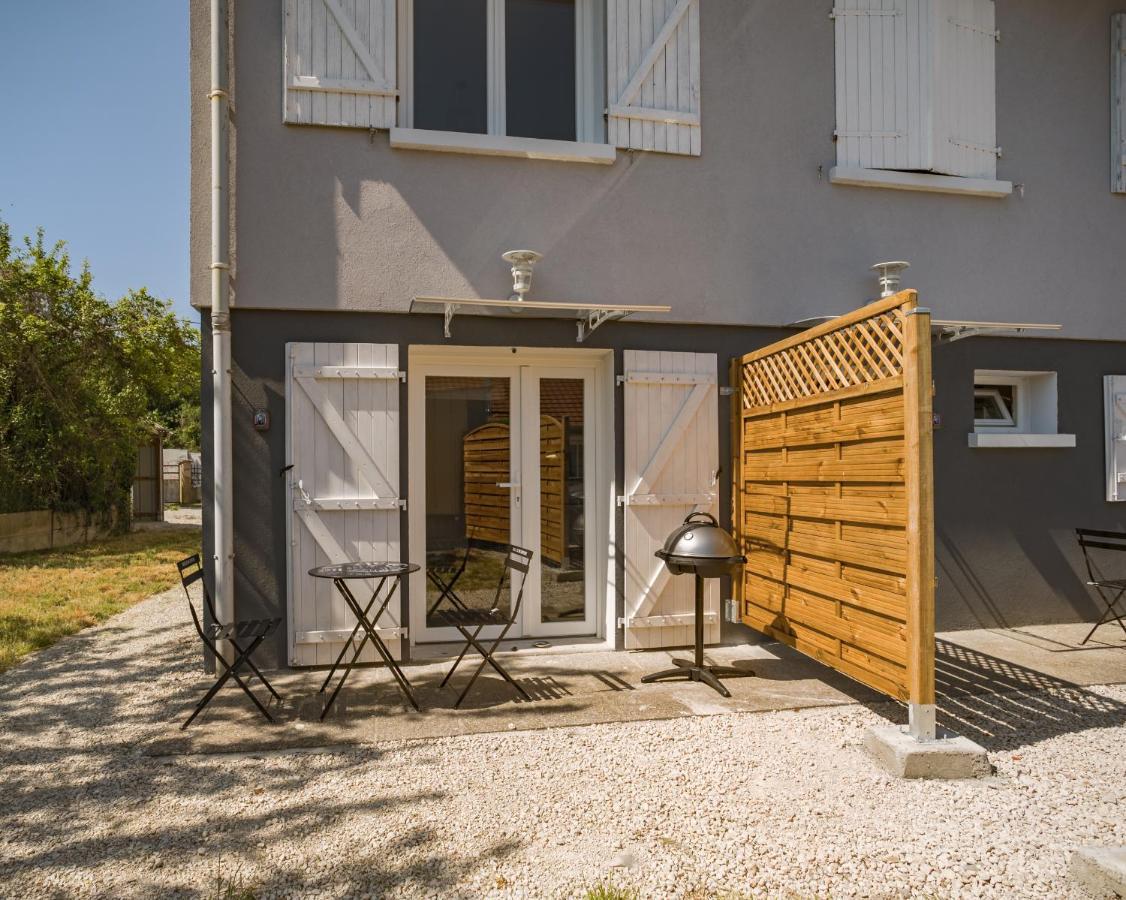 Le Studio Providence - Parking Prive - Terrasse Троа Екстериор снимка
